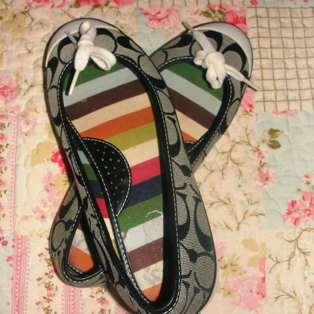 Coach Ballet Flats with Bow Accent - Picture 3 of 5